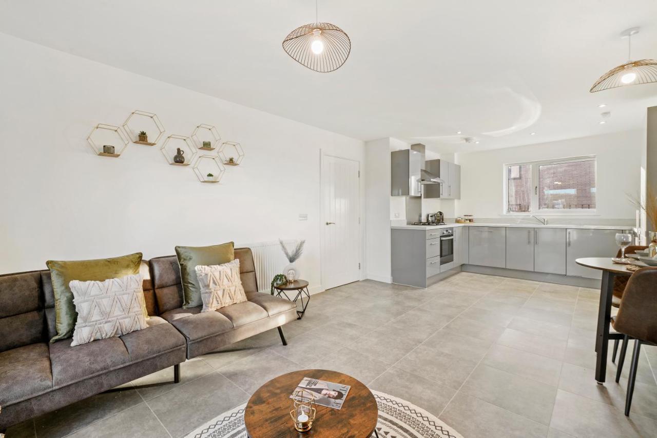 Luxury Apartment At Holt House Milton Keynes Ngoại thất bức ảnh